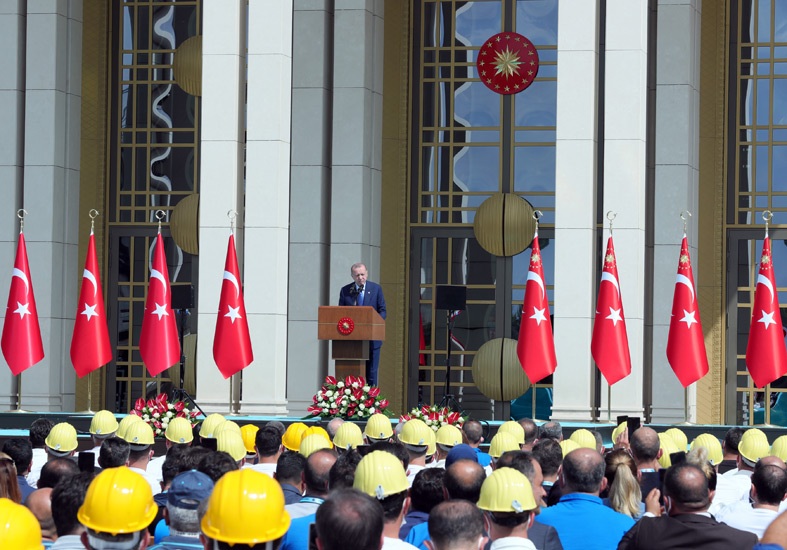 Cumhurbaşkanı Recep Tayyip Erdoğan İşçilerle Bir Araya Geldi