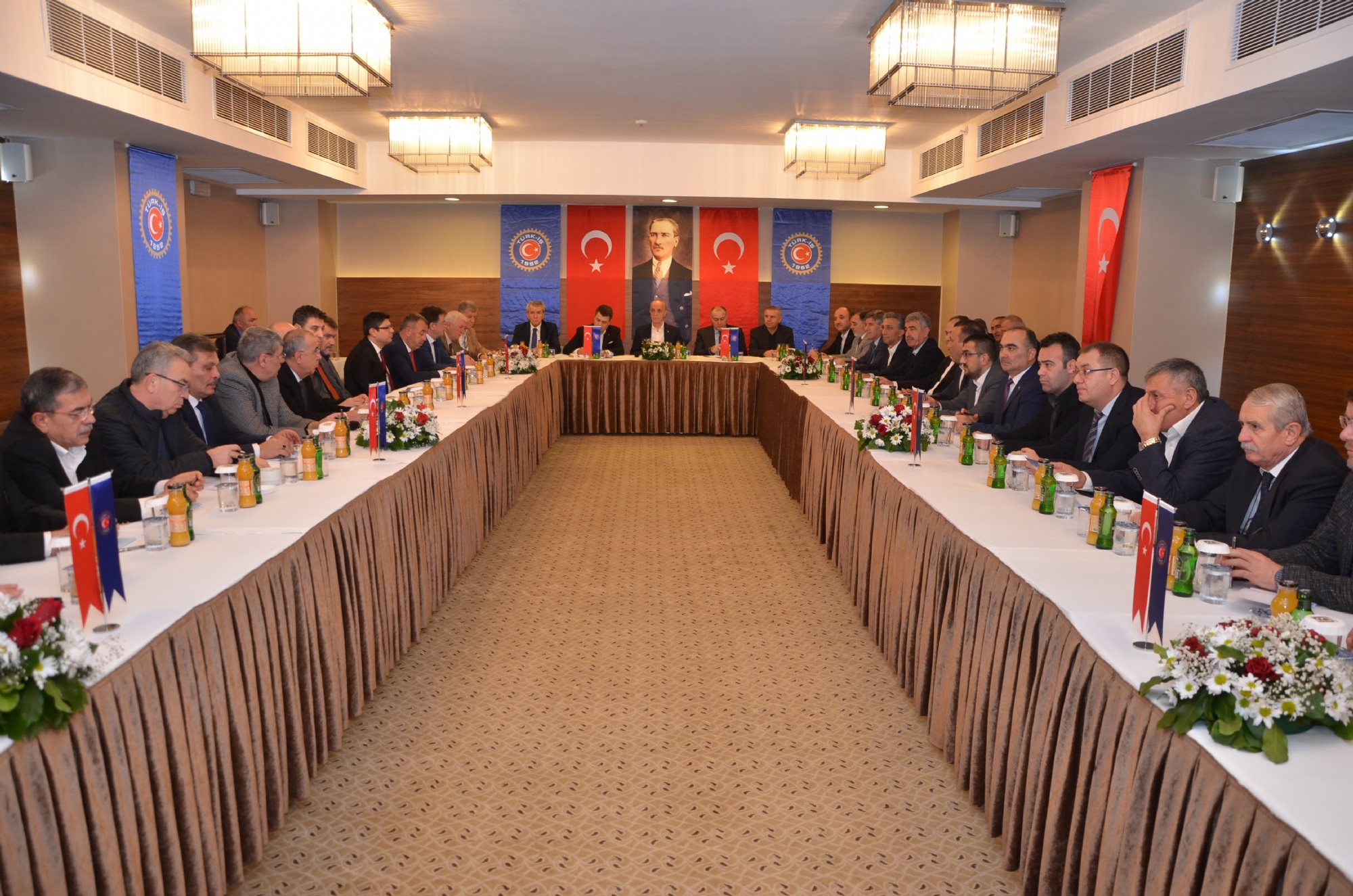 Türk-İş Başkanlar Kurulu Bursa'da Toplandı