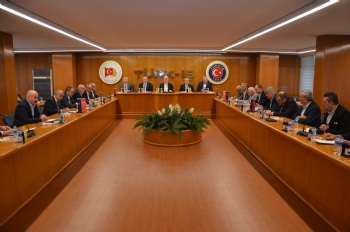 Türk-İş Başkanlar Kurulu Olağan Toplantısını Gerçekleştirdi
