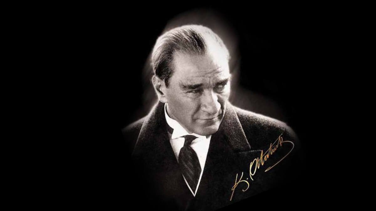 Ulu Önder Mustafa Kemal Atatürk'ü Özlemle Anıyoruz